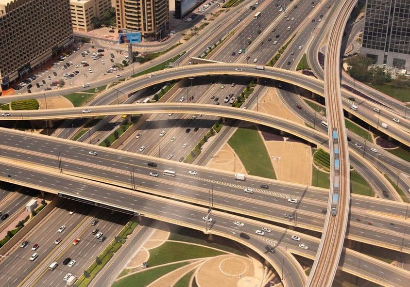 Dubai csomópont, metróval.