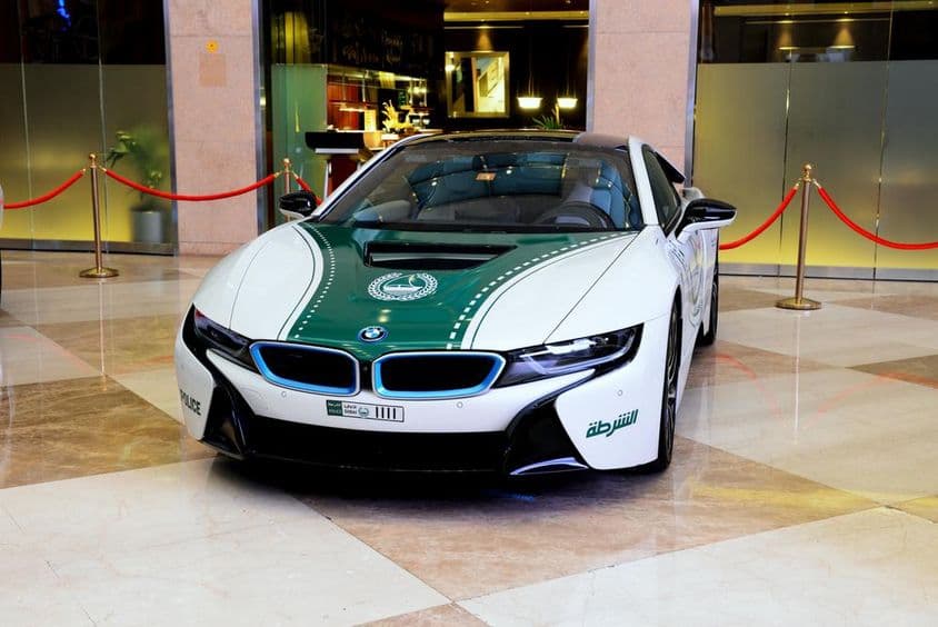 Dubai BMW rendőrautó.