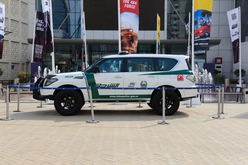 Dubai rendőrkocsi.
