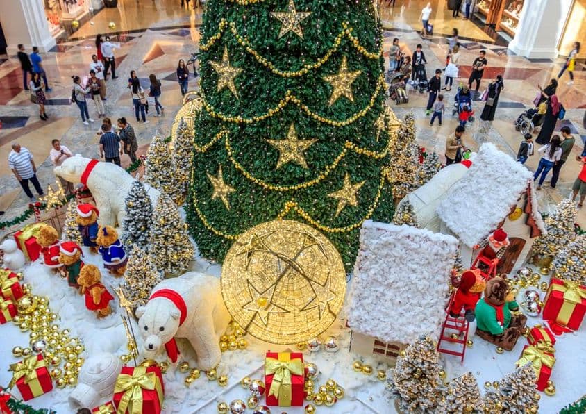 Karácsonyi látkép Mall of Emirates-ben.