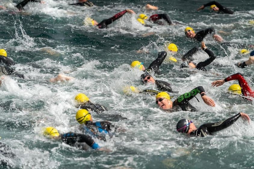 Triatlon úszás.
