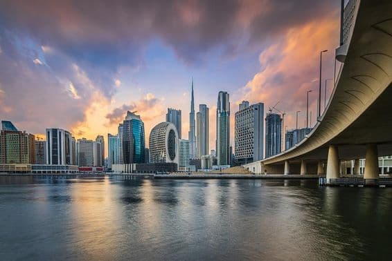 Dubai látkép, a felhőkarcolokkal.