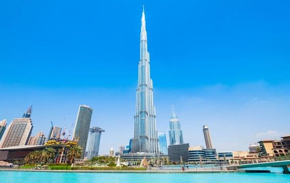 Burj Khalifa a varázslatos kék órában.