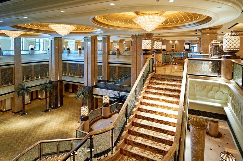 ABU DHABI: Emirates Palace Luxushotel.