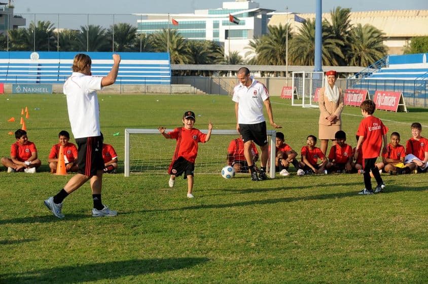 AC Milan junior foci tábor fiúknak és lányoknak Dubaiban.