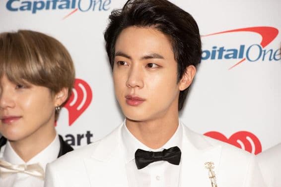 A dél-koreai BTS fiú együttes.