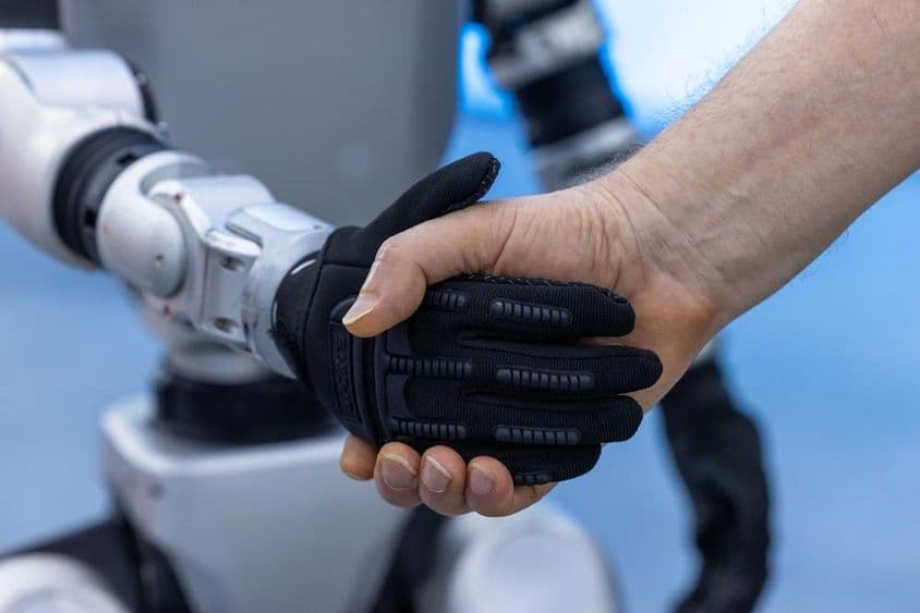 Emberi robot együttműködés jövőbeli technológiai.