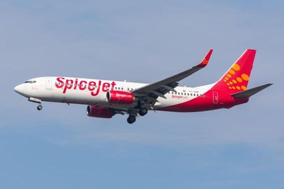 A SpiceJet Boeing 737-800-as repülőgépe.