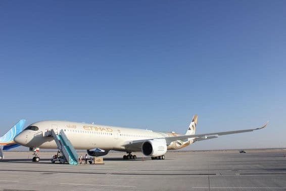 Az Etihad Airways új Airbus A350-1000 utasszállító repülőgépe.