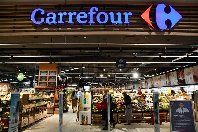 Carrefour a Galeria egy bevásárlóközpontban.