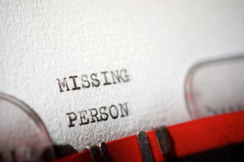 Eltűnt személyről szóló szöveg írógéppel írva.