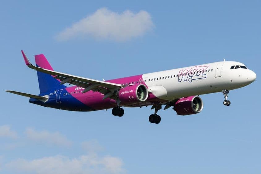 Wizz Air egy Airbus A321-271NX repülőgéppel.