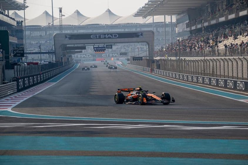 Edzés a Formula 1 Abu Dhabi Nagydíjra.