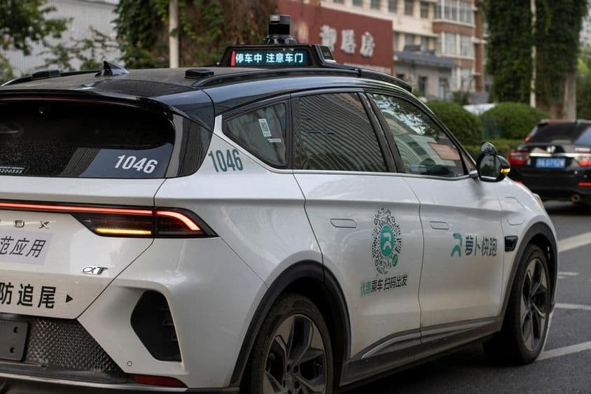 A kínai Baidu technológiai vállalat önvezető elektromos robotaxi.