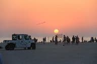 Gyönyörű strand a Perzsa-öbölben Dubaiban, Egyesült Arab Emírségekben.