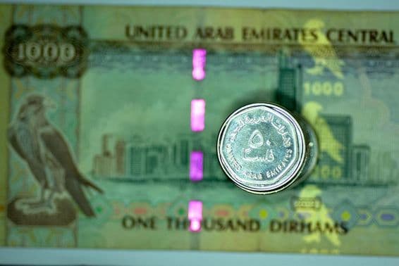 Bankjegyek és pénzérmék