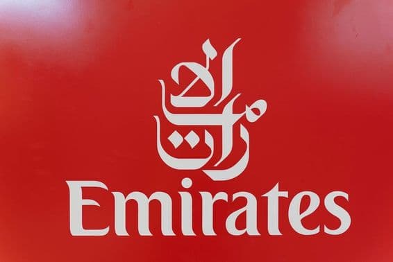 Emirates légitársaság logója