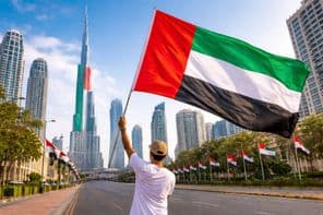 Nemzeti egység zászlóval