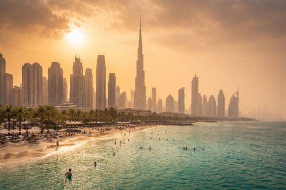 Forró párás dubai látkép