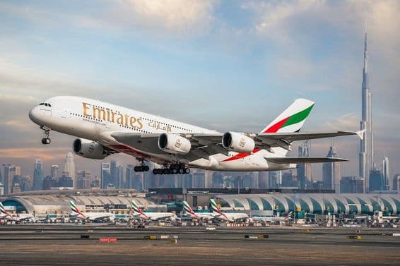 Dubai légiforgalom újraindulása