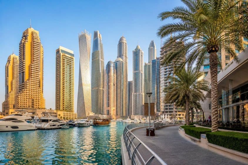 Dubai Marina napkelte hangulat
