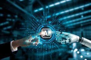 Robot és ember kezei összekapcsolják a mesterséges intelligencia MI áramköri kártyáját