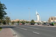 Az Umm Suqeim és a Jumeira Street kereszteződése Dubaiban.