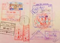 útlevél thai, hongkongi és libanoni pecsétekkel