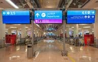 jelzés az indulásokra a Dubai Nemzetközi Repülőtéren